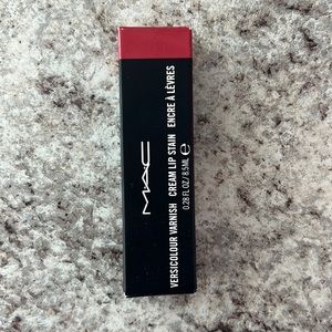 M-A-C cream lip stain COLOR stuck in love